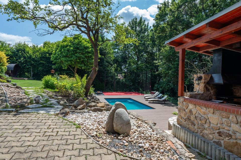 Day, Natural landscape, Garden, Garden view, Pool view, Swimming pool