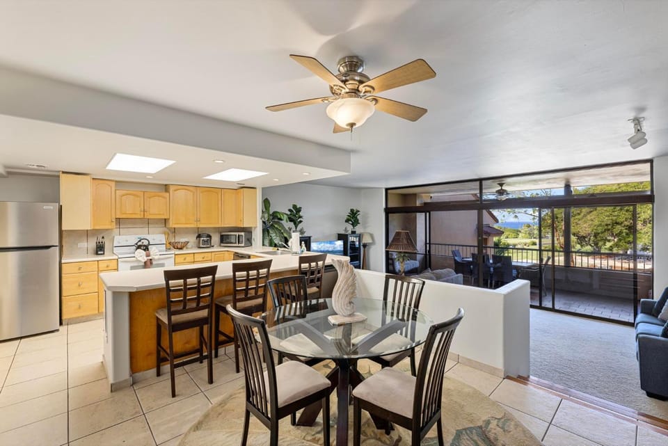 Ocean Bliss Awaits - Spacious Lanai - Outdoor Grill - Golf Course Views House in Kaanapali