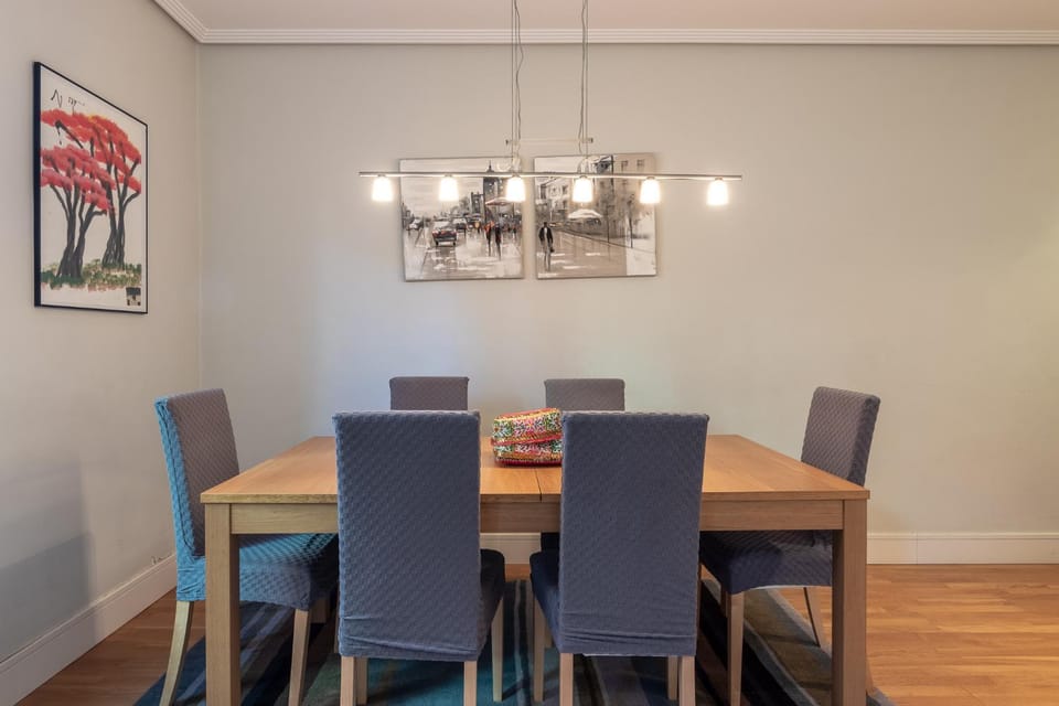 Living room, Dining area, heating