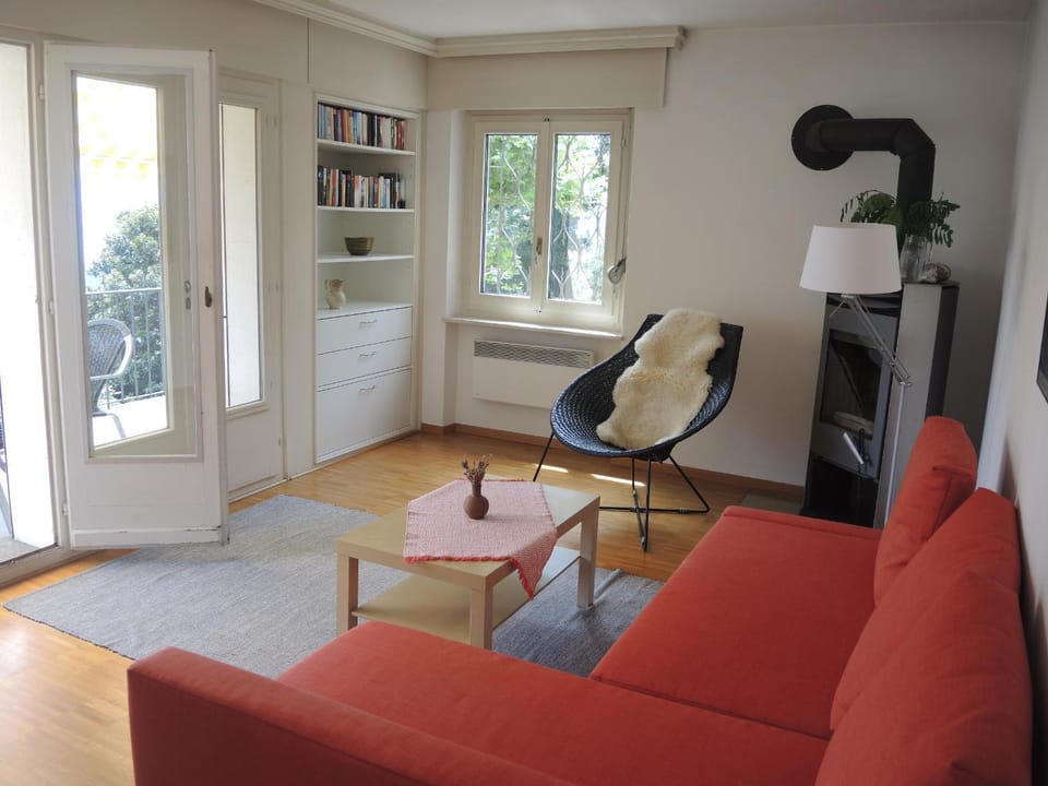 Bellaterra A by Fewotessin House in Locarno