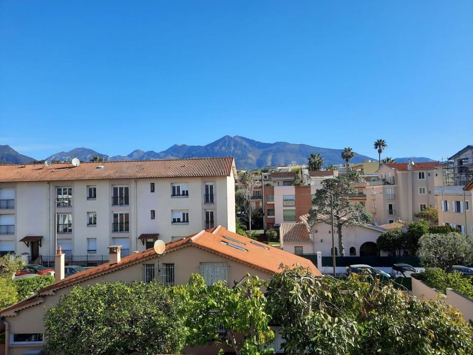 Proche mer charmant appartement Apartment in Roquebrune-Cap-Martin