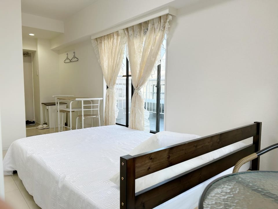 Ikebukuro Center# Ikebukuro 5min walk#池袋中心地带# 池袋车站步行5分#无限制wifi#1110 Apartment in Japan