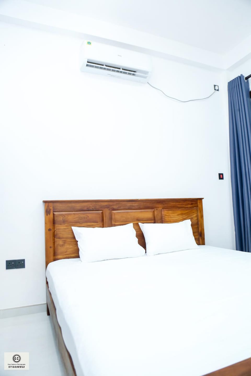 Bed, Bedroom, bunk bed, air conditioner