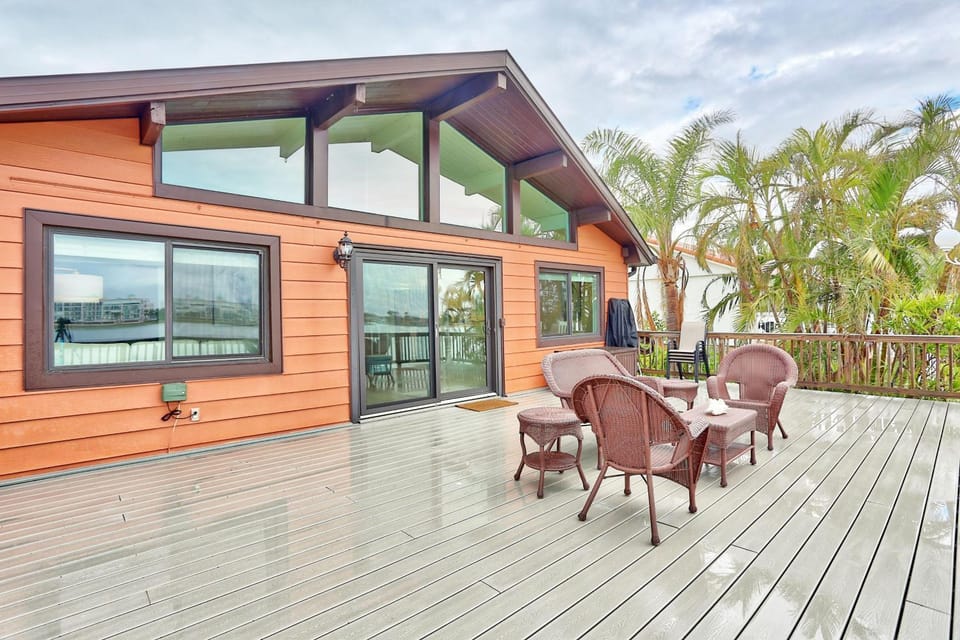 Paradise Along Boca Ciega Bay House in Treasure Island