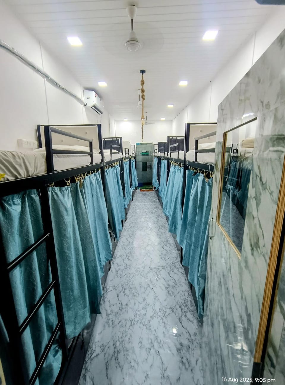 Bed, Bedroom, bunk bed