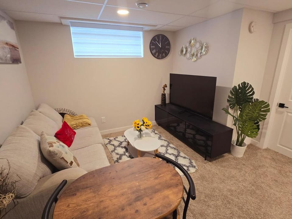 Guest Basement suite in Winnipeg Apartment in Winnipeg