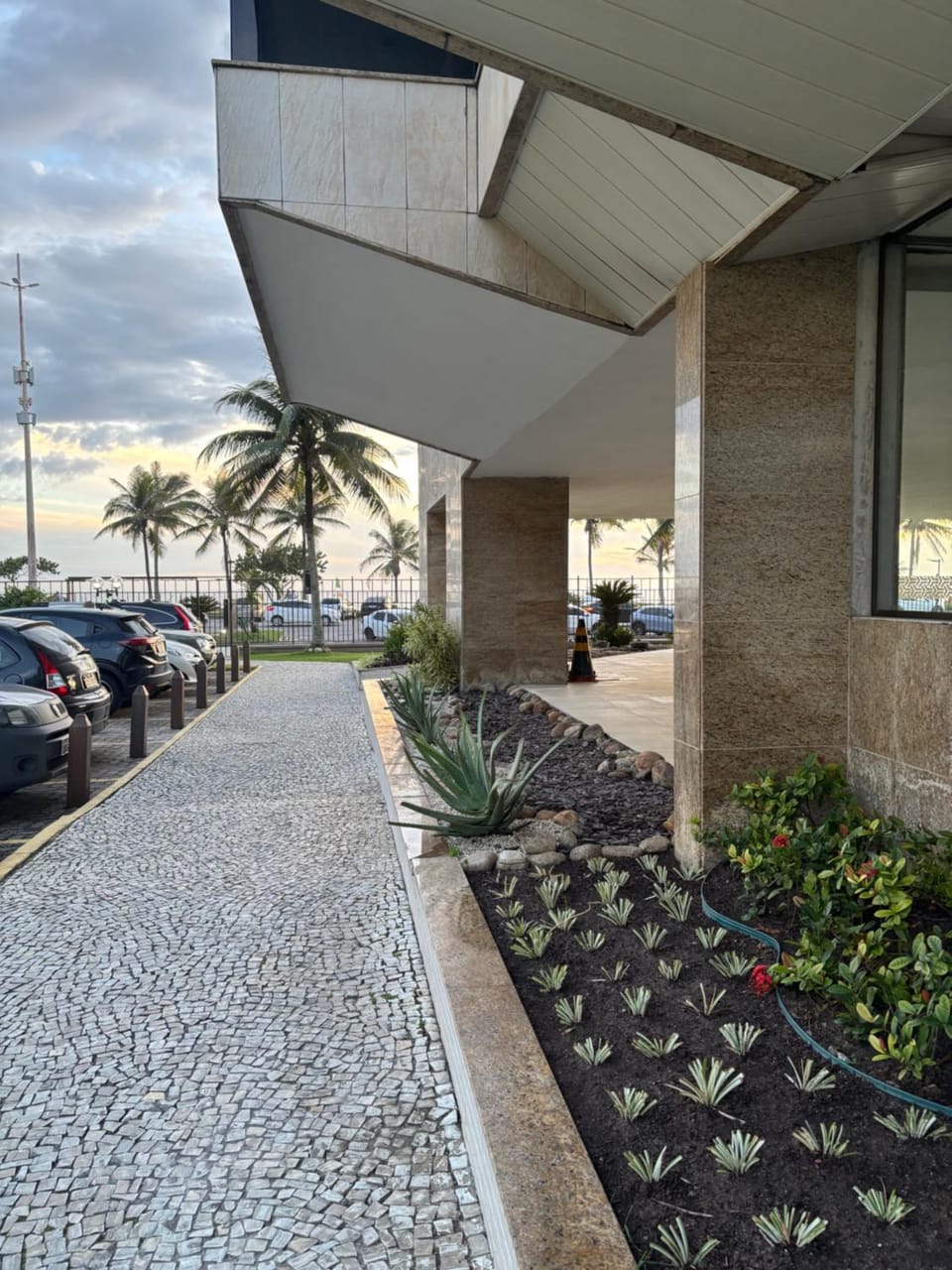 Facade/entrance, Beach