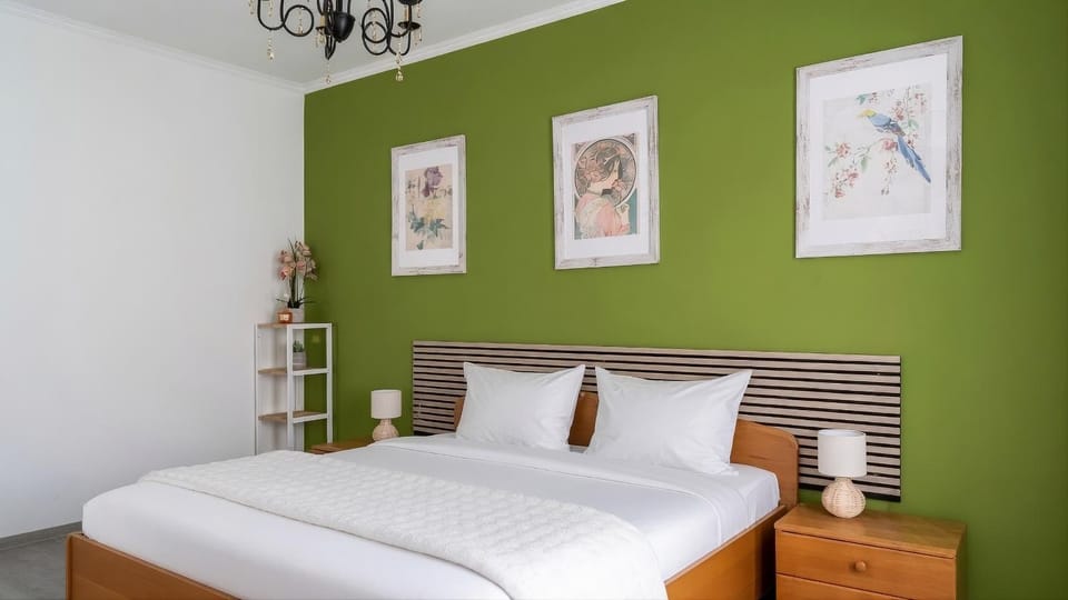 Bed, Photo of the whole room, Seating area, Dining area, Animals, Pets, Pets, pet friendly, pet friendly