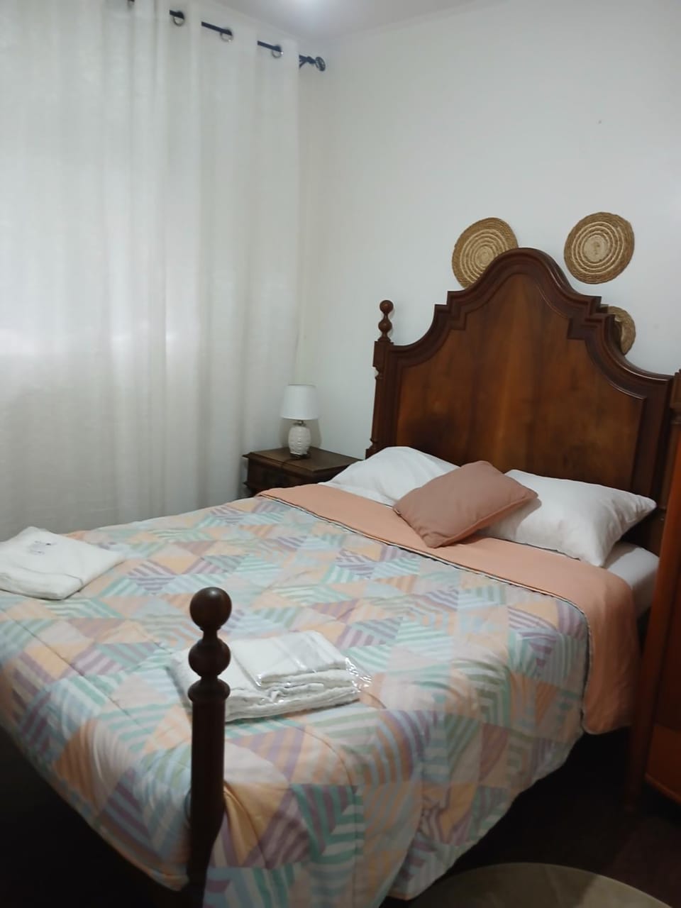 Kannon 5-minute walk to all transport options at the Pragal terminal Apartment in Setubal District