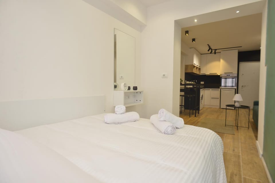 TV and multimedia, Kitchen or kitchenette, Bedroom