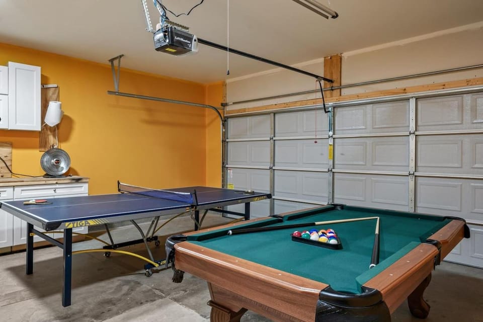 Spacious Farragut 5BR FamilyGroup Getaway near UT House in Farragut