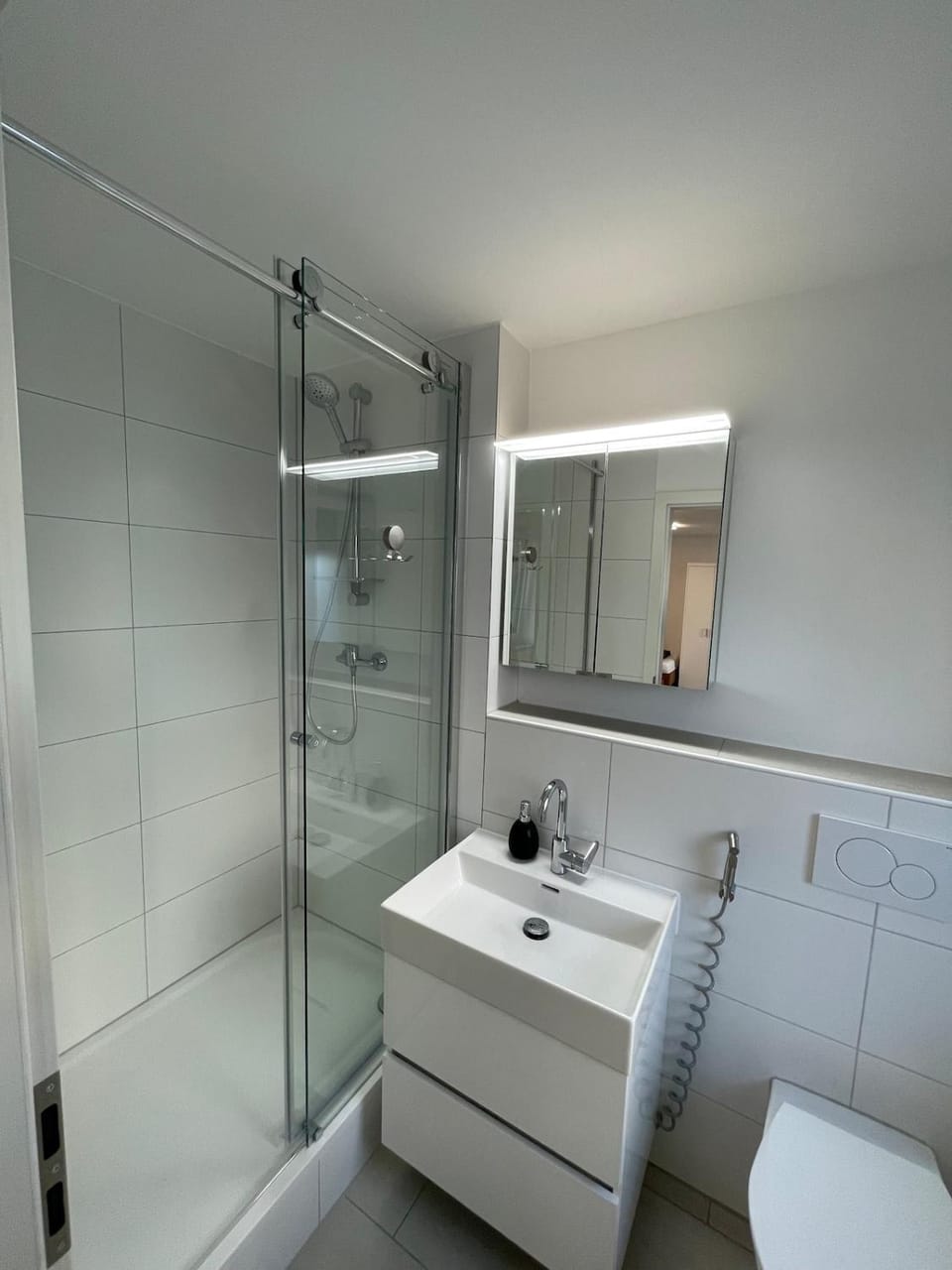 Tulip apartment with your private entrance Apartment in Kassel