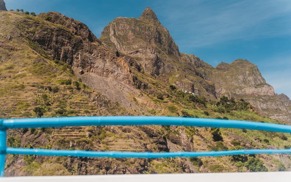 Nearby landmark, Natural landscape, Activities, View (from property/room), Balcony/Terrace, Mountain view
