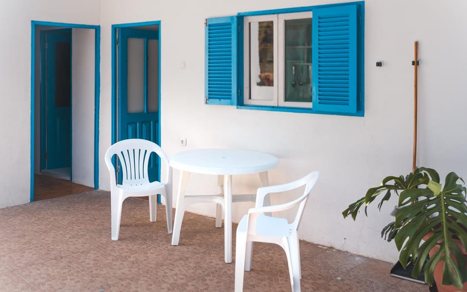 Off site, Balcony/Terrace, Area and facilities