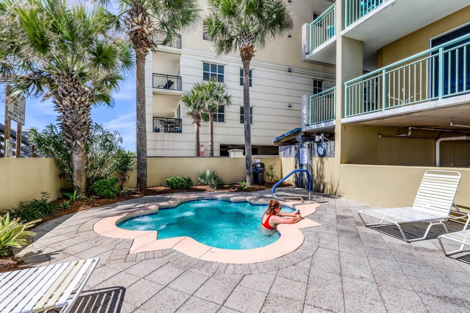 Pelican Isle 409 Apartment in Okaloosa Island
