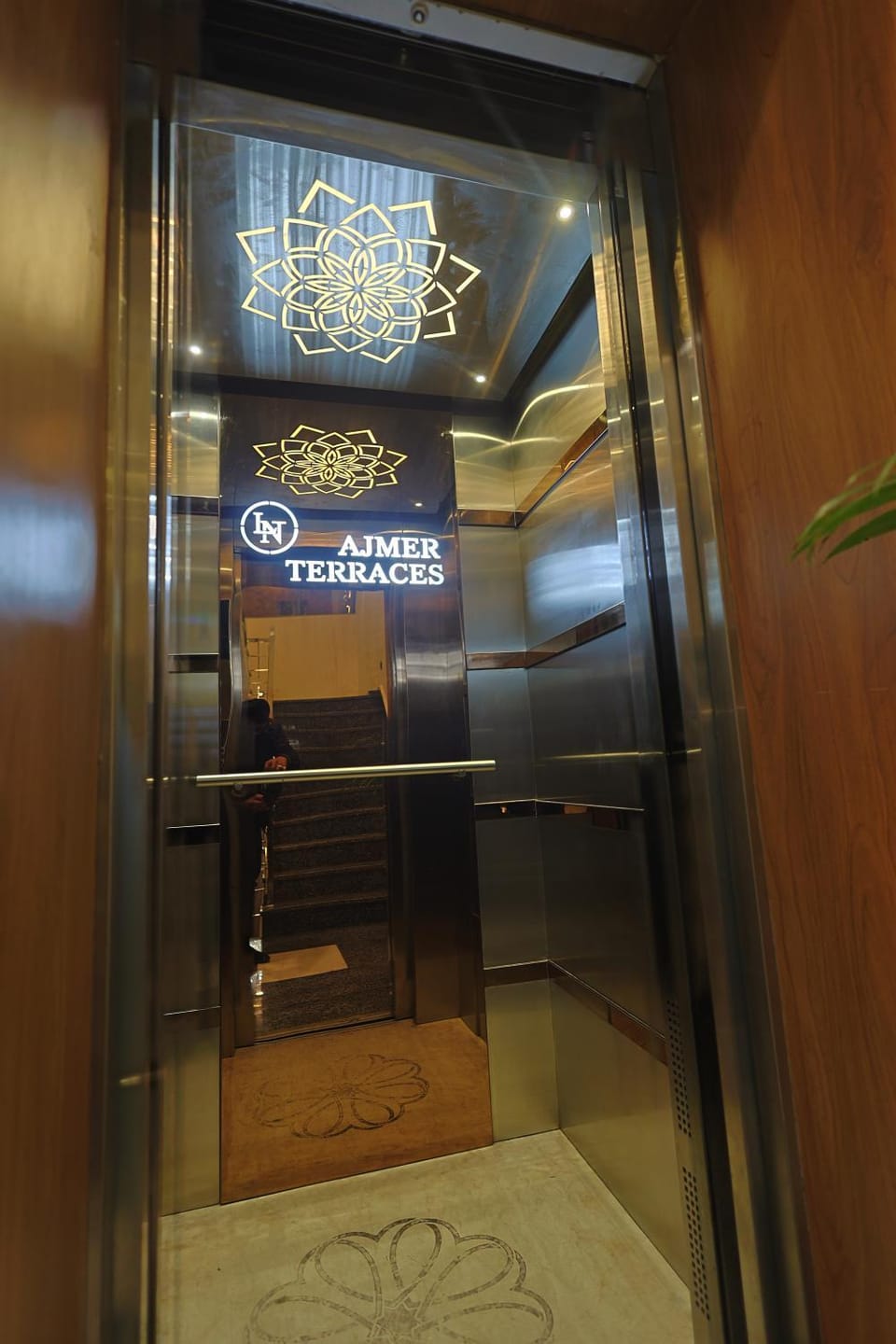 elevator