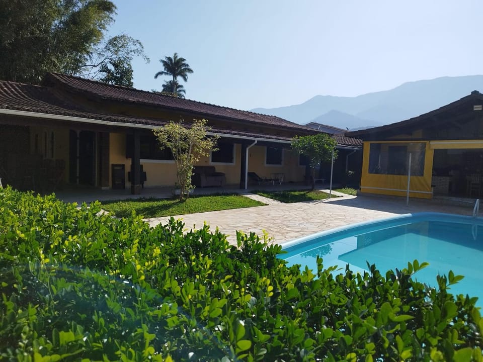Property building, Garden view, Mountain view, Swimming pool