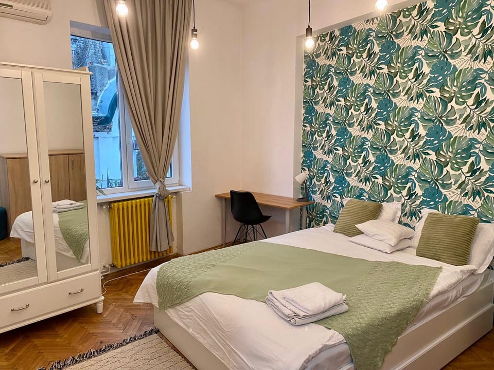 CoolKUSH 2U Vacation rental in Bucharest