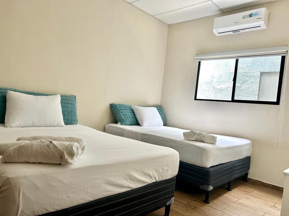Conchita's, near Mall metrocentro, AC, SHW Apartment in La Libertad Department, El Salvador