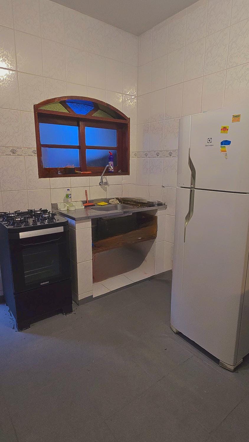 Casa Condomínio Ubatuba com churrasqueira privativa House in State of São Paulo