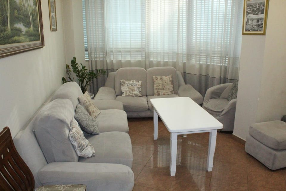 Tirana Center Apartment in Tirana