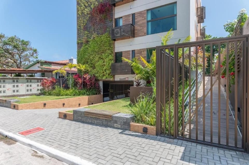 Residencial Praça Cinco - Flats a 200m do mar no Centro Porto de Galinhas por Yolo Apartment in Ipojuca