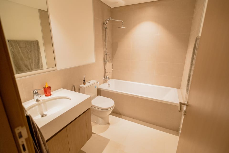 Luxurious 3 bedrooms Apartment Maryam Island by Stay Bnb Apartment in Al Sharjah