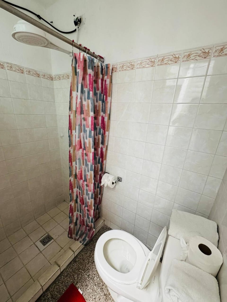 Shower, Toilet, Bathroom