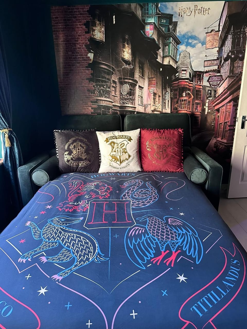 Hogwarts apartment Apartment in Watford