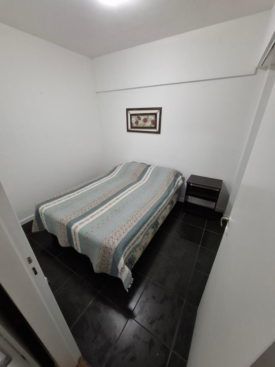 Departamento de 2 ambientes con patio y cochera privada dentro del edificio, a 2 cuadras del mar Apartment in Mar del Plata