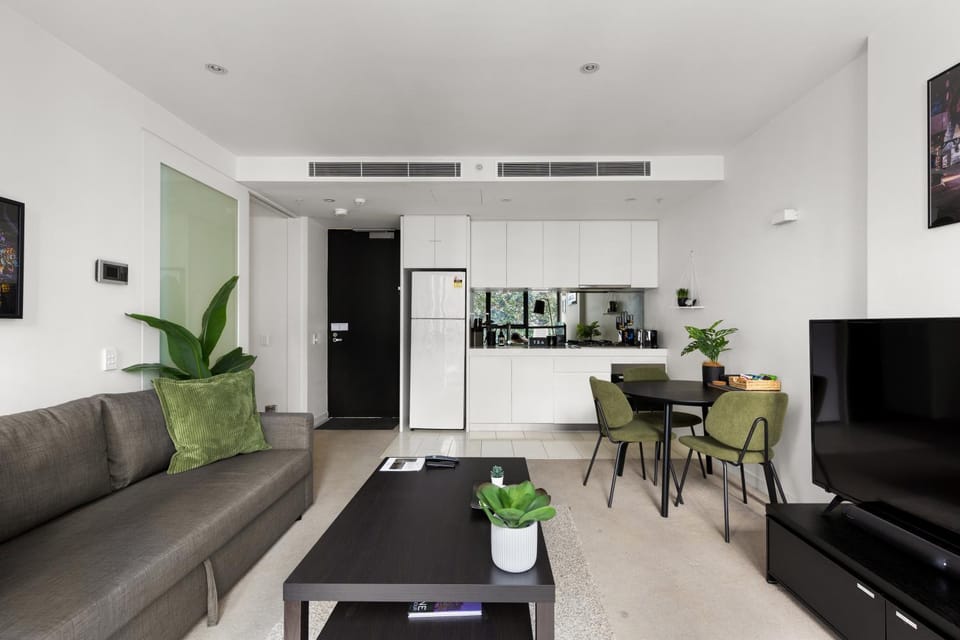 Kitchen or kitchenette, Living room, Dining area, kitchen