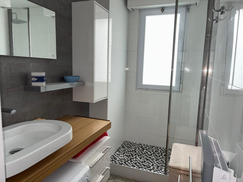 Charmant appartement 5 pers, WIFI, parking privatif en bord de mer - FR-1-323-559 Apartment in Saint-Jean-de-Monts