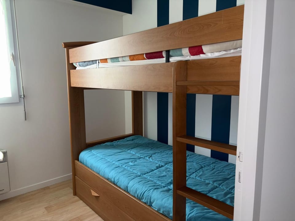 Charmant appartement 5 pers, WIFI, parking privatif en bord de mer - FR-1-323-559 Apartment in Saint-Jean-de-Monts