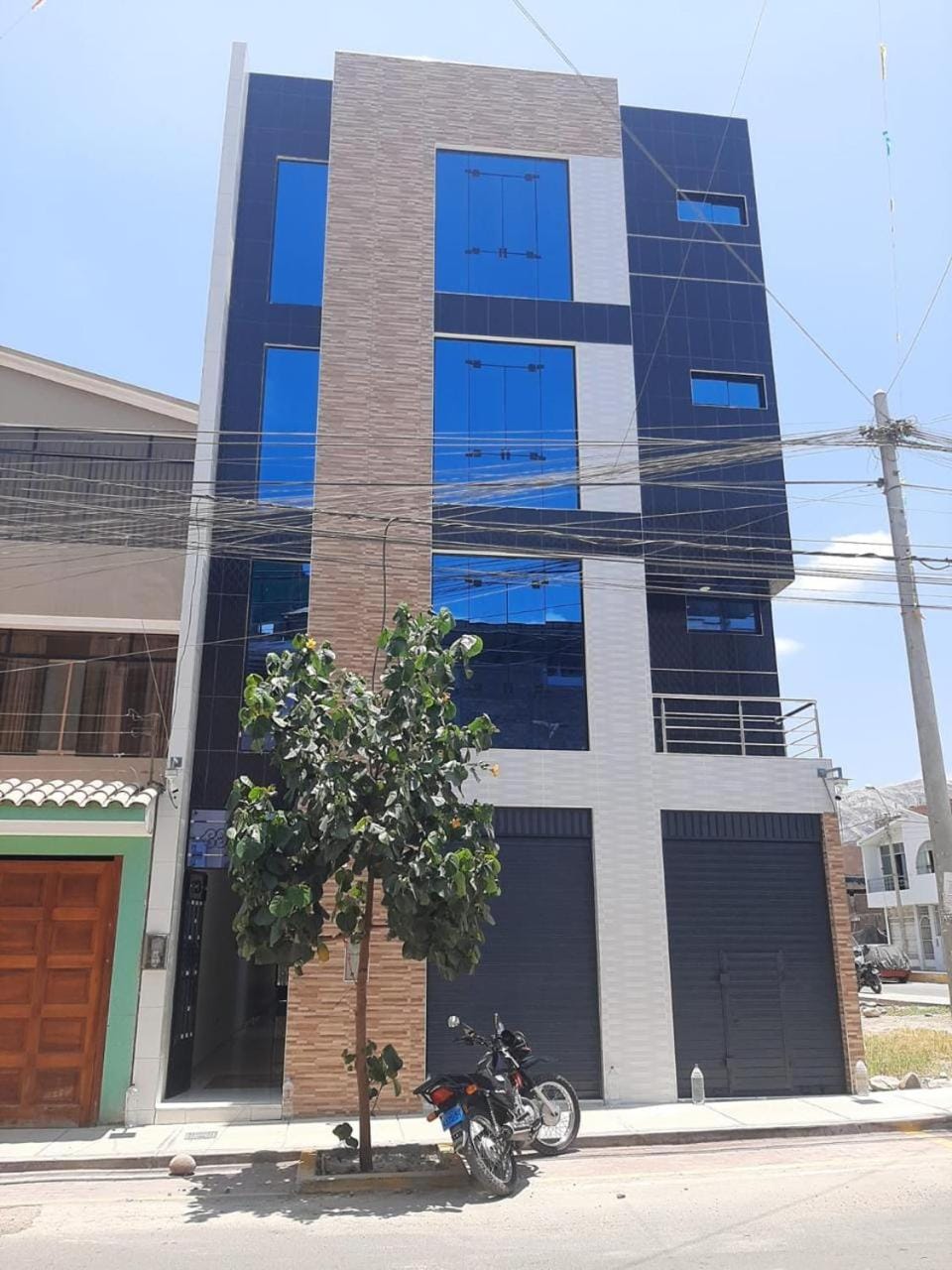 Property building, Street view