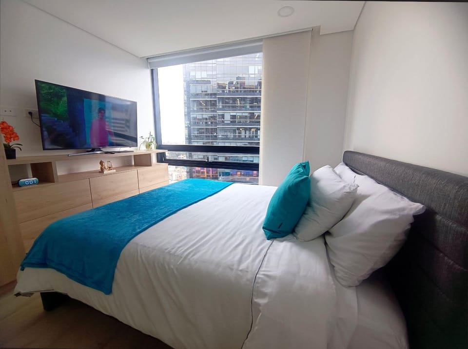 Comfortable and quiet loft, queen bed, Usaquén Apartment in Bogota