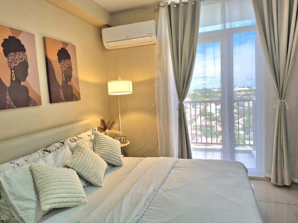 Snuggle in Bed near Mactan Airport Hotel in Lapu-Lapu City