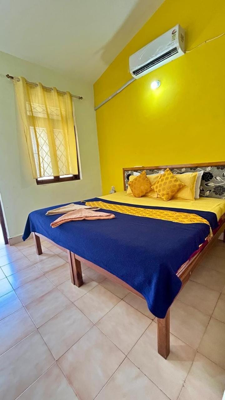 Muffys Service Apartment Apartment in Baga