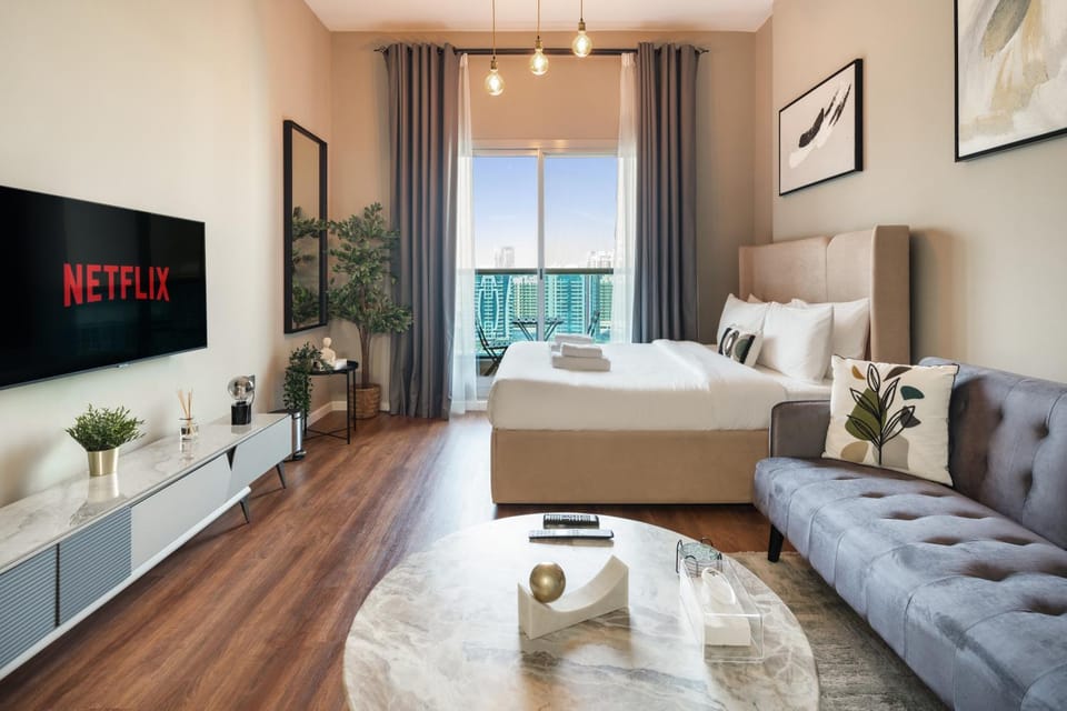 Stunning studio at sports city Apartment in Dubai