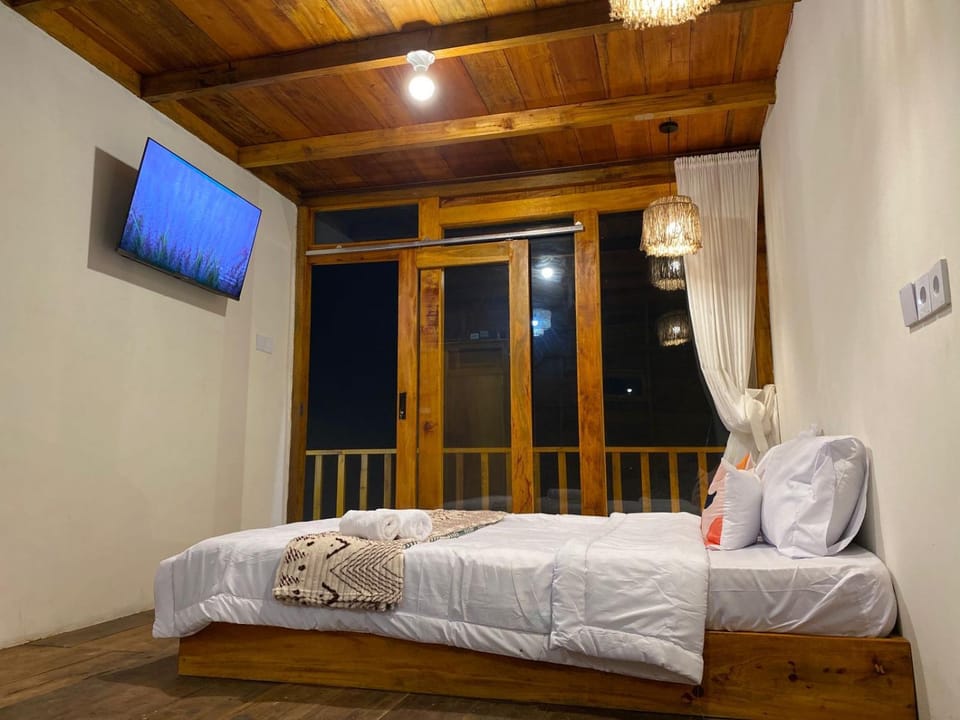 Villa Moonlit Haven by Agriya Lubis Villa in Indonesia