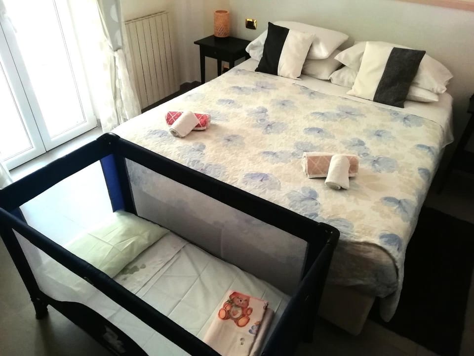 cot