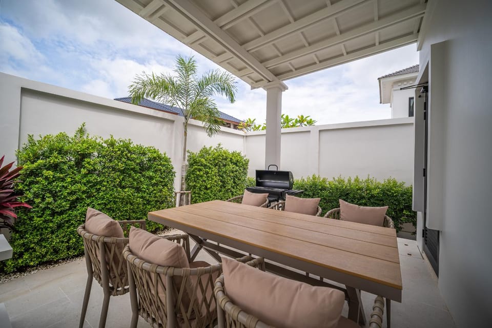 Patio, BBQ facilities, Garden, Balcony/Terrace, Seating area