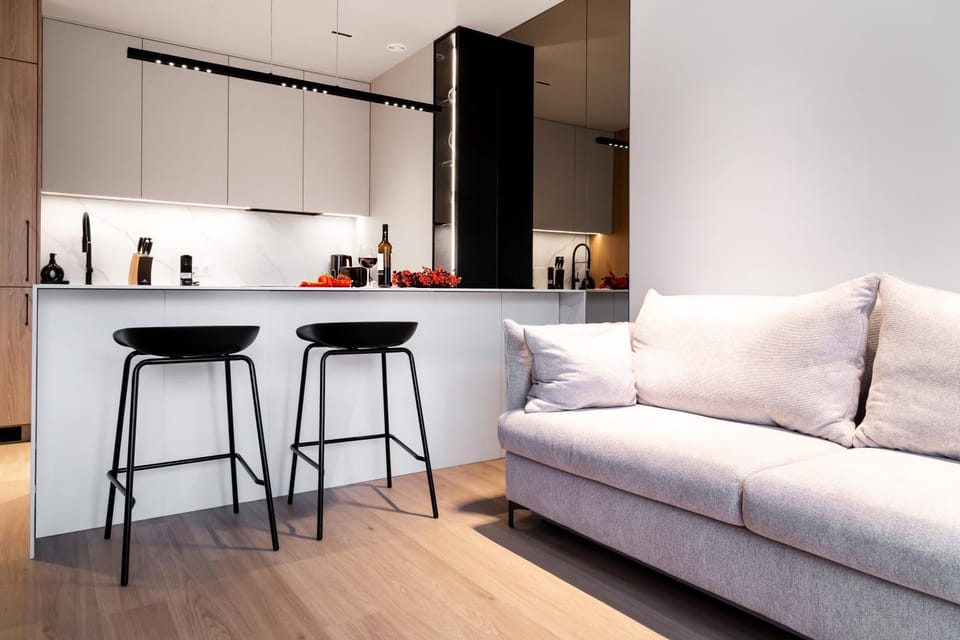 Kitchen or kitchenette, Living room, Seating area