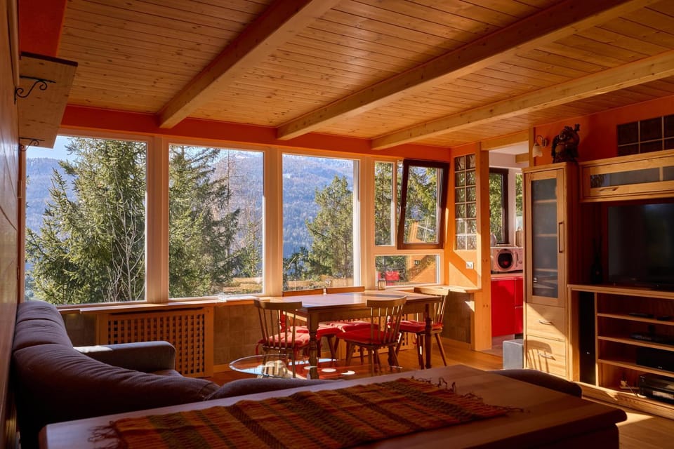 Natural landscape, Living room, Seating area, Dining area, Mountain view