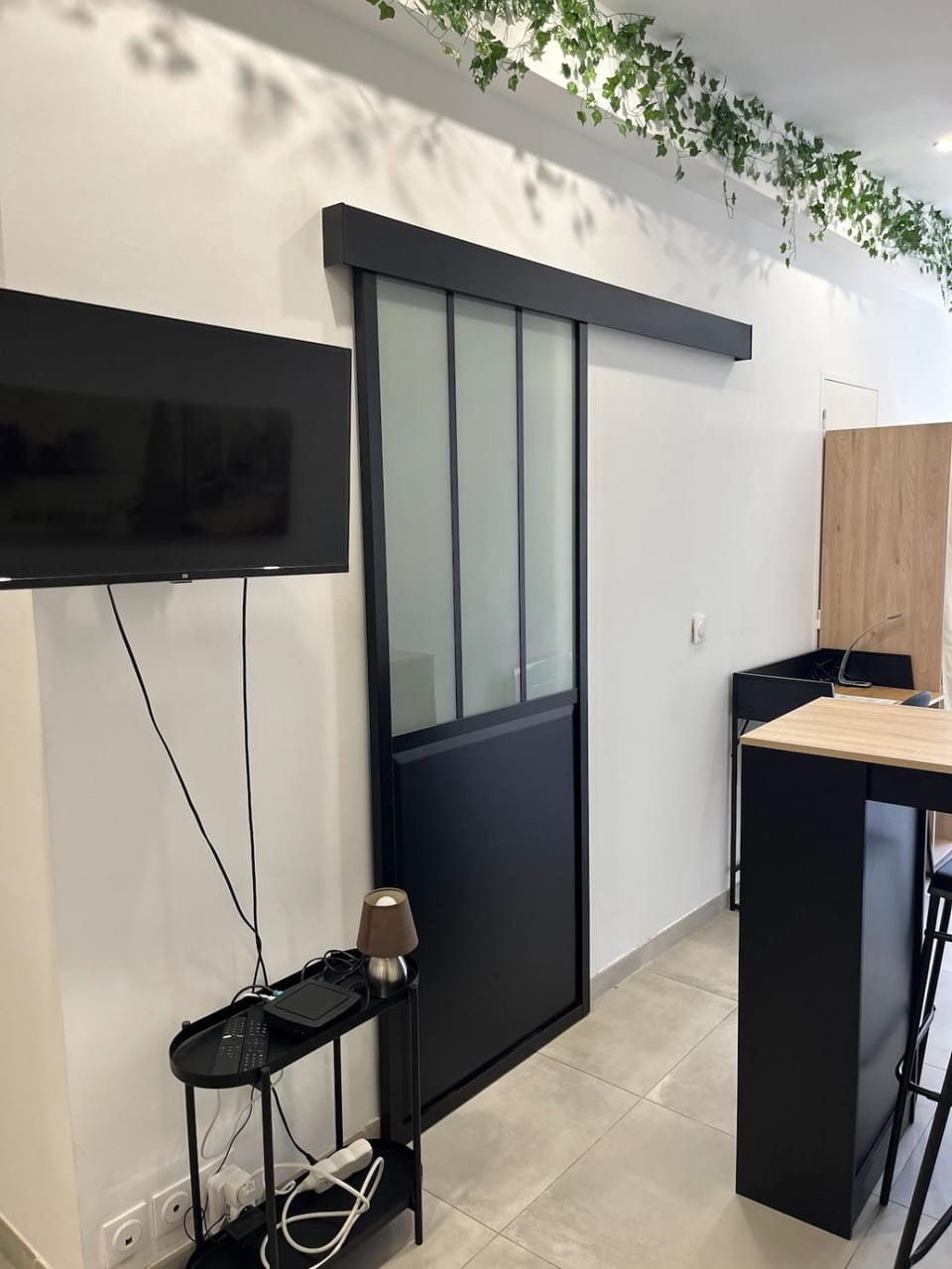 TV and multimedia, Dining area