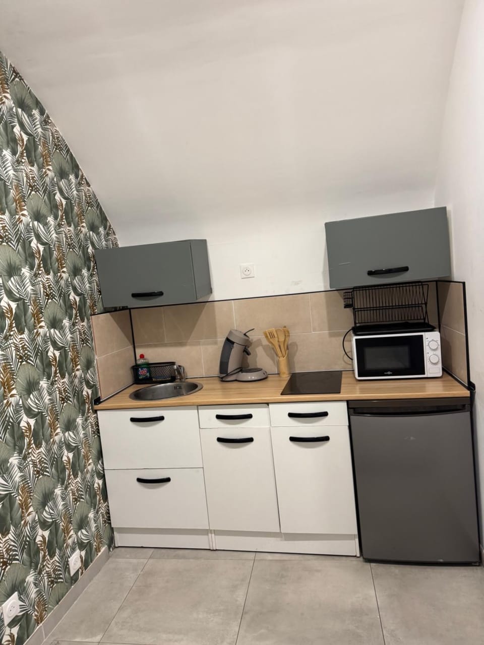 Kitchen or kitchenette, microwave