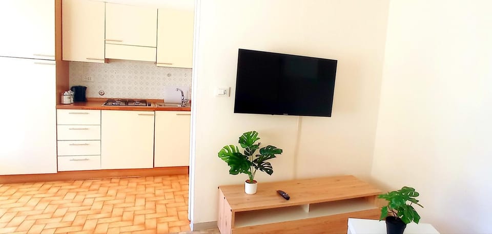 TV and multimedia, Kitchen or kitchenette