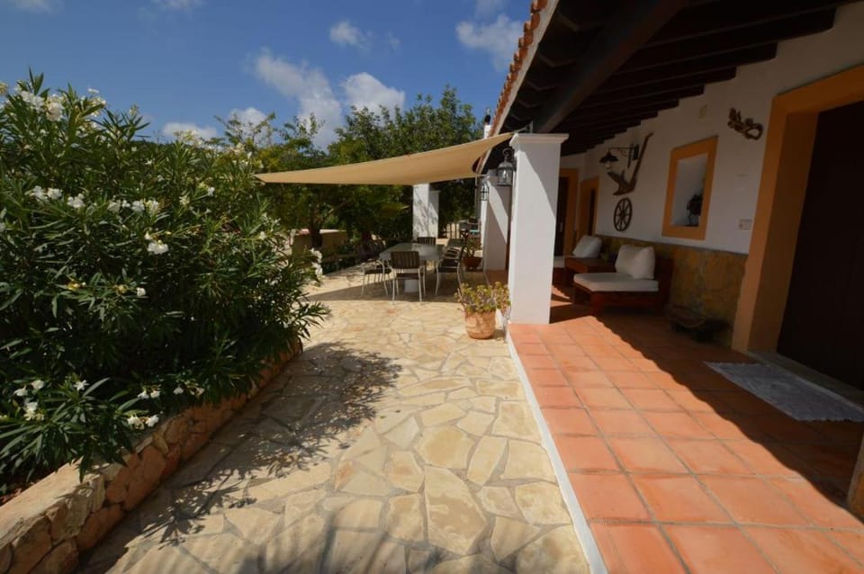 Property building, Balcony/Terrace