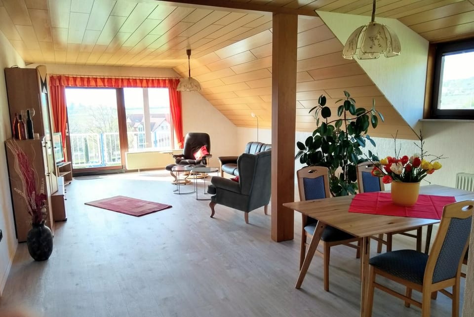 Living room, Dining area