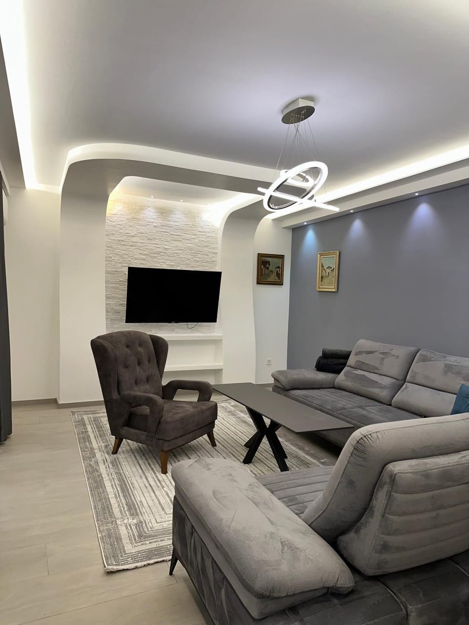 TV and multimedia, Living room, Seating area