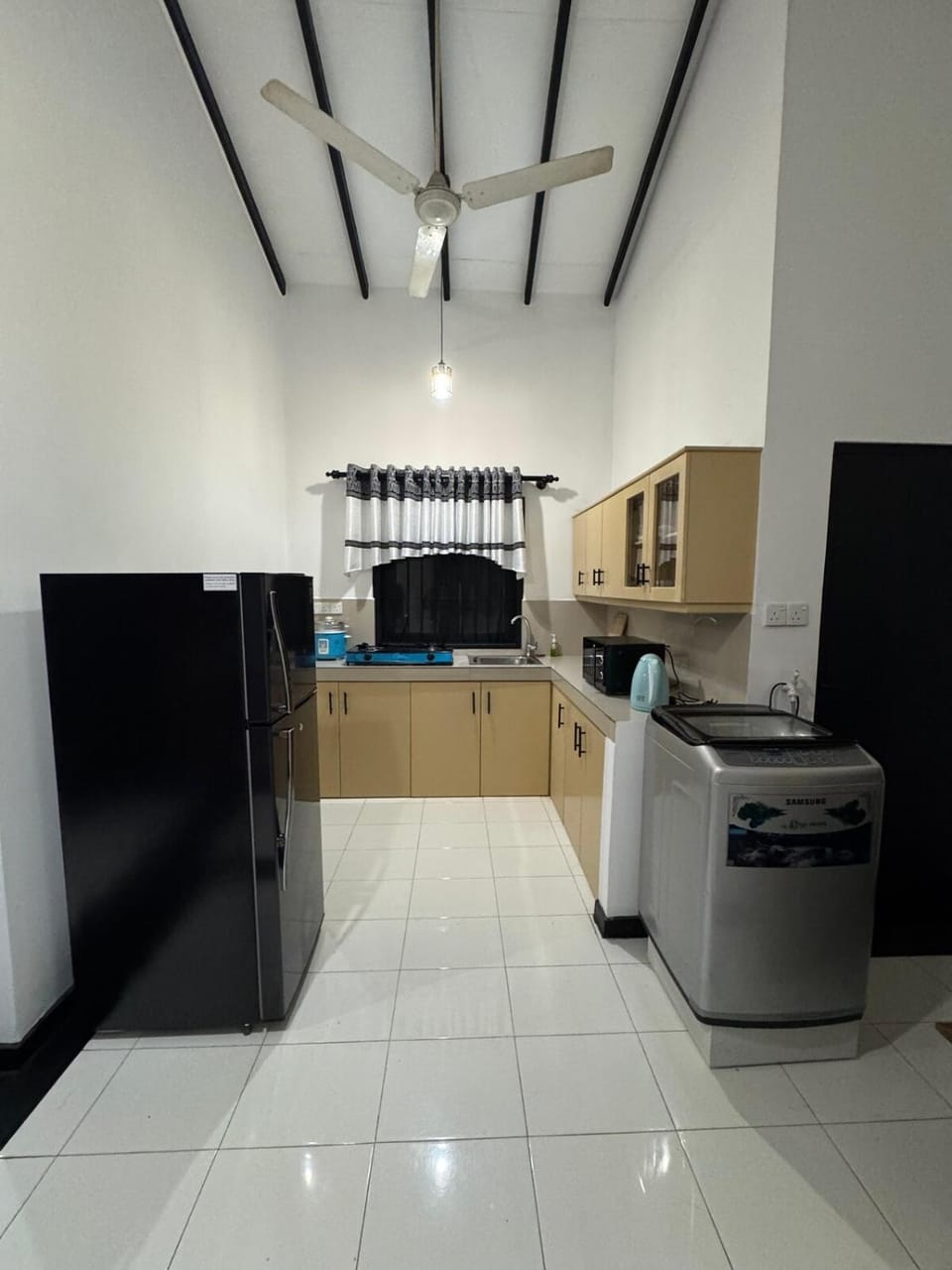 Win Min Apartments - Unit D Apartment in Western Province